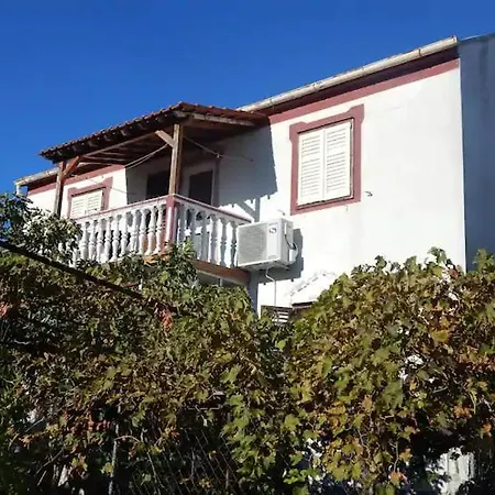 Family House * Tkon